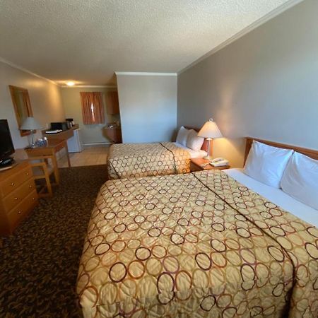 Aspen Motor Inn Drayton Valley Exterior photo