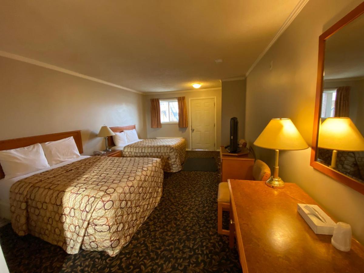 Aspen Motor Inn Drayton Valley Exterior photo